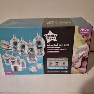 Tommee Tippee Advanced Anti-Colic Newborn Starter Set - Teal & Black